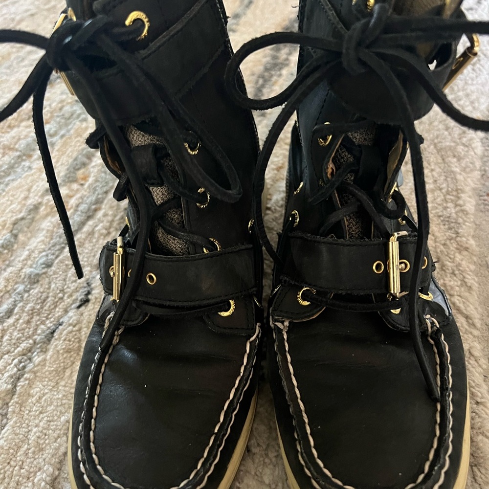 Sperry Black Boots with Beige Detail Zip up and Buckle Size 7.5